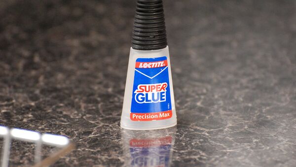 Bottle of standard super glue - Sputnik Молдова