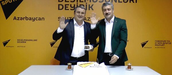 Авторы Давай, до свидания! посвятили мейхану Sputnik Азербайджан - Sputnik Молдова