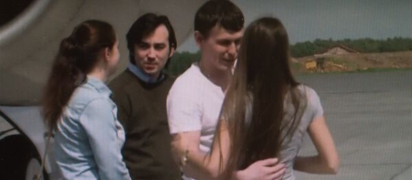 Прилет Е. Ерофеева и А. Александрова в Москву - Sputnik Moldova