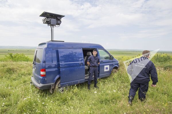 Așa arată punctul mobil de observare - acum cei care intenționează să încalce frontiera pe timp de noapte, se pare că nu vor reuși să facă acest lucru - Sputnik Moldova