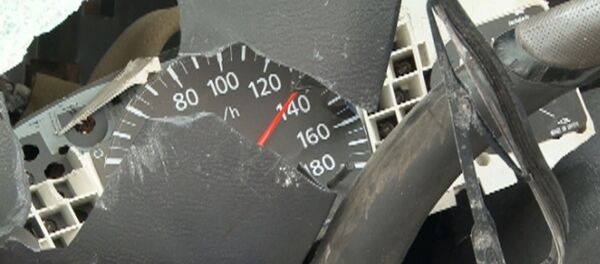 Спидометр авто после аварии. Архивное фото. - Sputnik Moldova