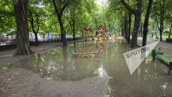 Последствия дождя в Кишиневе - Sputnik Moldova