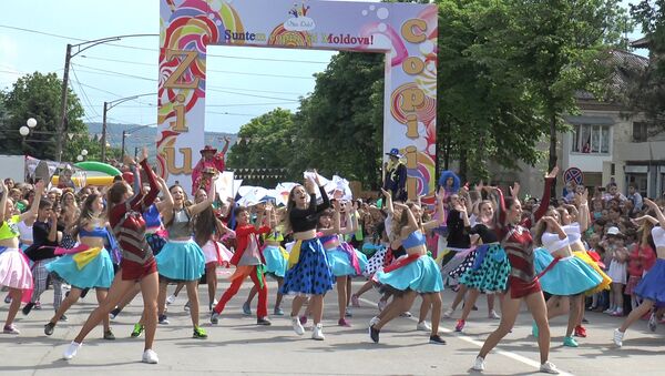 Как отпраздновали Международный день защиты детей в Оргееве - Sputnik Молдова