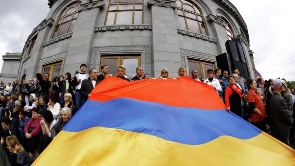 Митинг оппозиции в Ереване - Sputnik Молдова