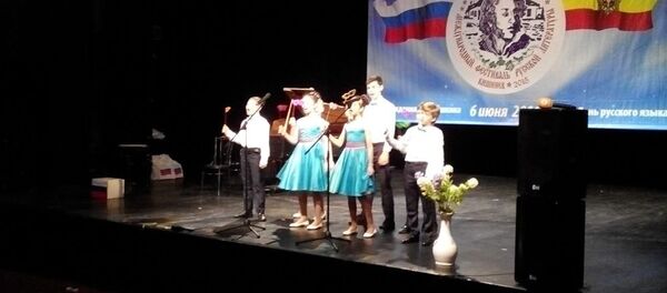 Закрытие Фестиваля Пушкинская горка Закрытие Фестиваля Пушкинская горка - Sputnik Молдова