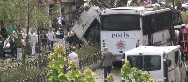 Кадры с места взрыва у автобусной остановки в центре Стамбула - Sputnik Молдова