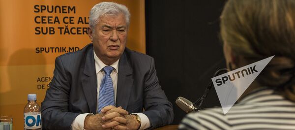 Vladimir Voronin în studioul radio Sputnik Moldova - Sputnik Moldova