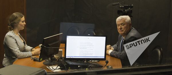 Vladimir Voronin în studioul radio Sputnik Moldova - Sputnik Moldova