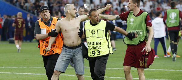 Болельщик после матча группового этапа чемпионата Европы по футболу - 2016 между сборными командами Англии и России. - Sputnik Молдова