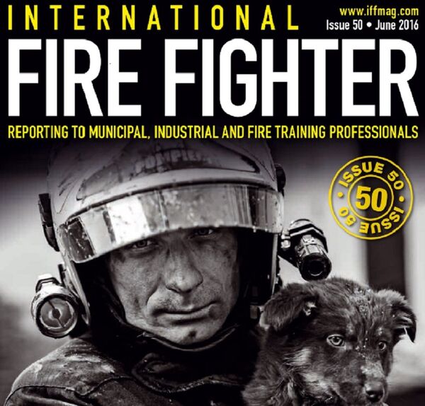 Фото Дмитрия Польщина в журнале Fire Fighter Фото Дмитрия Польщина в журнале Fire Fighter - Sputnik Молдова
