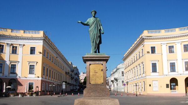 Памятник Дюку де Ришелье в Одессе. - Sputnik Молдова