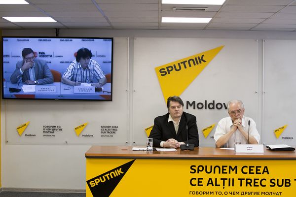 Евгений Паскарь Эмил Чобу Евгений Паскарь Эмил Чобу - Sputnik Молдова