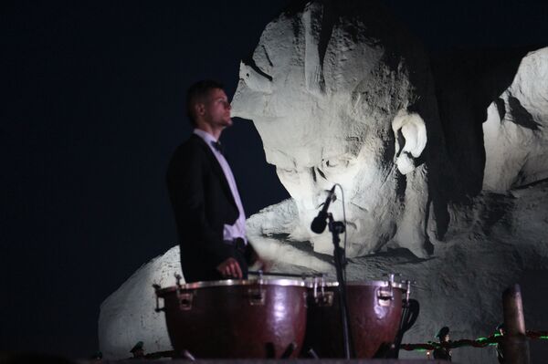 Мероприятие, посвященное первому дню войны, в Брестской крепости Мероприятие, посвященное первому дню войны, в Брестской крепости - Sputnik Молдова