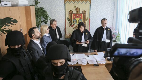 Vlad Filat la Judecătoria Buiucani, pronunțarea sentinței de condamnare la 9 ani de închisoare - Sputnik Moldova-România