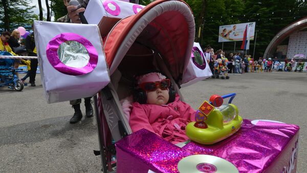 Парад детских колясок в Ставрополе - Sputnik Молдова