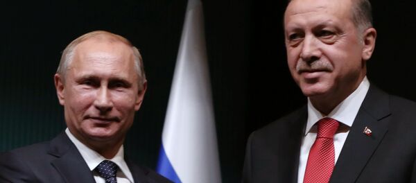 Президент России Владимир Путин и глава Турции Реджеп Таййип Эрдоган Президент России Владимир Путин и глава Турции Реджеп Таййип Эрдоган - Sputnik Молдова