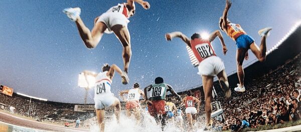 Бег с препятствиями на Олимпиаде в Москве Бег с препятствиями на Олимпиаде в Москве - Sputnik Молдова