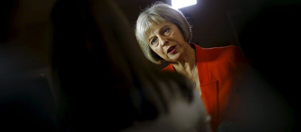 Britain's Home Secretary Theresa May speaks to members of the media after addressing the Police Superintendents Association of England and Wales annual conference in Kenilworth, Britain, September 9, 2015 - Sputnik Moldova