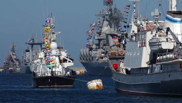 Репетиция парада кораблей к Дню ВМФ РФ и Дню флота Украины - Sputnik Moldova-România