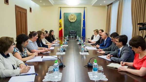 Премье-министр Молдовы Павел Филип и эксперты миссии МВФ - Sputnik Молдова