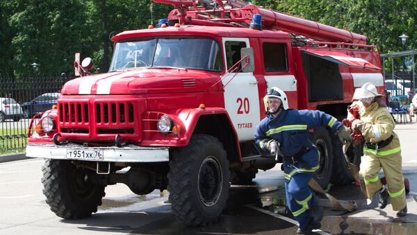 Соревнования по пожарно-прикладному спорту среди подразделений добровольной пожарной охраны в Ярославской области - Sputnik Молдова