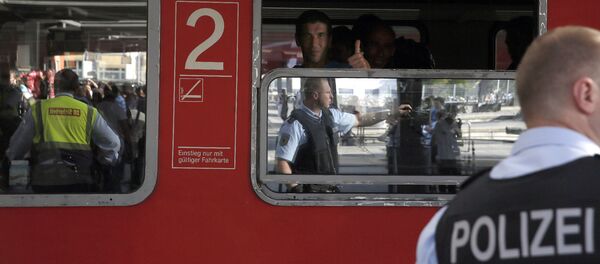Поезд на центральном железнодорожном вокзале в Мюнхене. - Sputnik Moldova