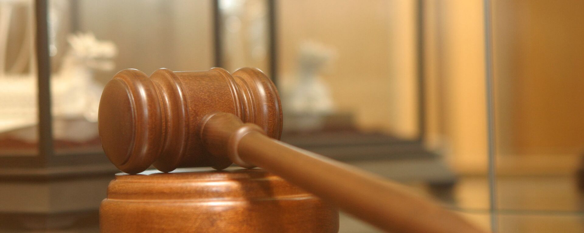 Мэра села Деренеу освободили после задержания во время столкновений у местного храма - Sputnik Молдова, 1920, 13.02.2026