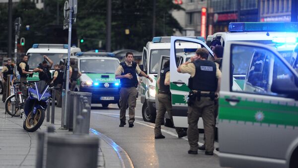 Police secures the area of Karlsplatz (Stachus square) following shootings on July 22, 2016 in Munich - Sputnik Moldova-România