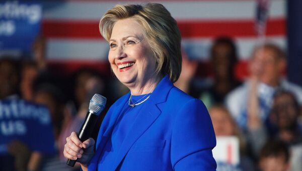 Кандидат в президенты США Хиллари Клинтон - Sputnik Moldova