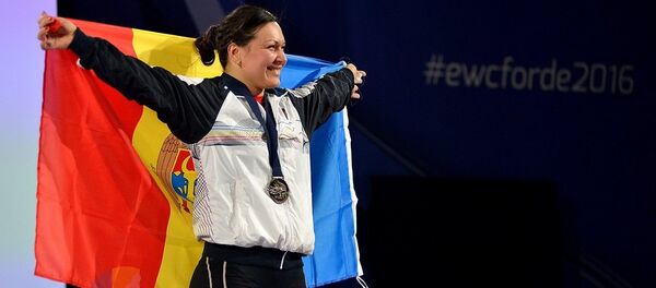 Молдавская тяжелоатлетка Наталья Прищепа - Sputnik Молдова