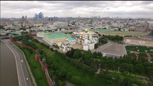 Московский Кремль и Соборная площадь с высоты птичьего полета - Sputnik Молдова