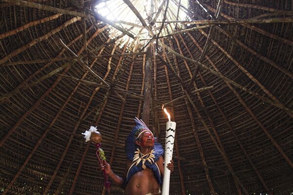 19 июня огонь Олимпиады побывал в одном из коренных племен в городе Манаус штат Амазонас. - Sputnik Молдова