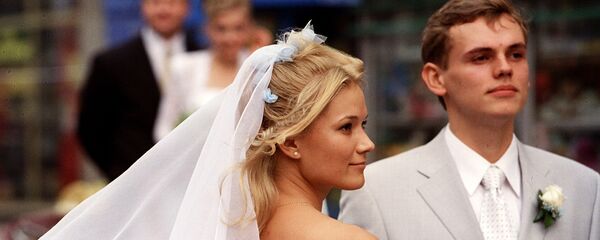 Nuntă, căsătorie, familie, tineri însurăței, mire și mireasă - Sputnik Молдова