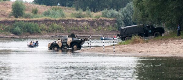 Военнослужащие оперативной группы российских войск в Приднестровском регионе Молдовы провели учения по противодействию терроризму. - Sputnik Moldova