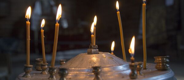 церковь свечи  - Sputnik Moldova