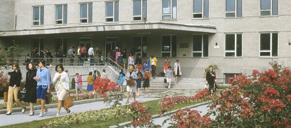 Молдавский государственный университет. Факультет экономики - Sputnik Moldova