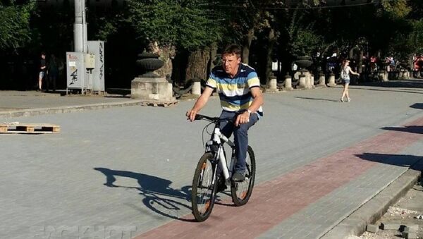Dorin Chirtoacă testează noua pistă pentru bicicliști din centrul Chișinăului - Sputnik Moldova