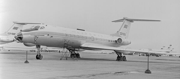 Самолет ТУ-134 - Sputnik Молдова
