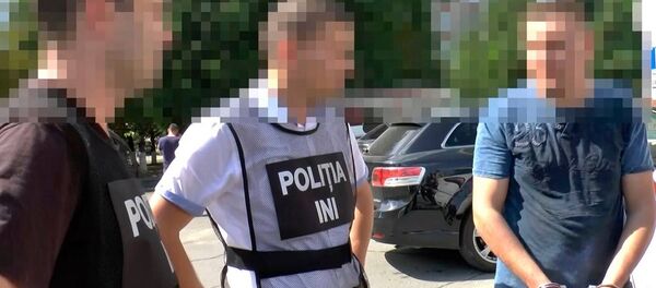 Poliția - reținere (poză simbol) - Sputnik Moldova