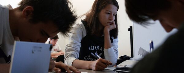 Studenți, ore, universitate - Sputnik Moldova