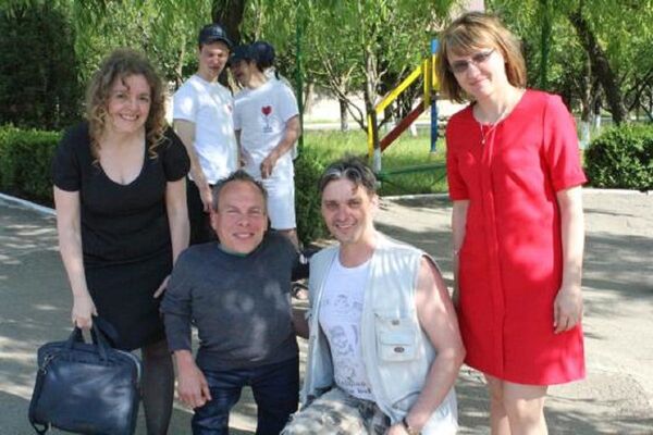 Actorul Warwick Davis în vizită la Orhei, Republica Moldova Actorul Warwick Davis în vizită la Orhei, Republica Moldova - Sputnik Moldova