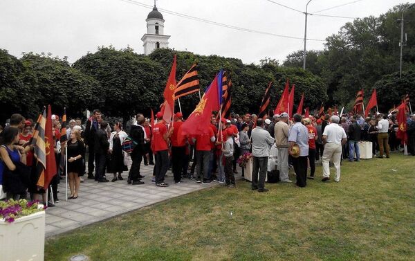 Participanţii la marşul consacrat Zilei eliberării Moldovei de sub ocupația fascistă - Sputnik Moldova