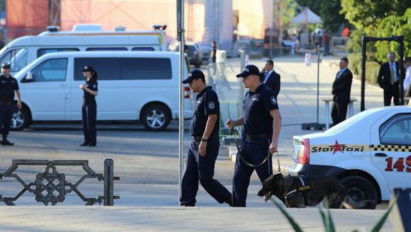 Полиция Кишинева на главной площади - Sputnik Молдова