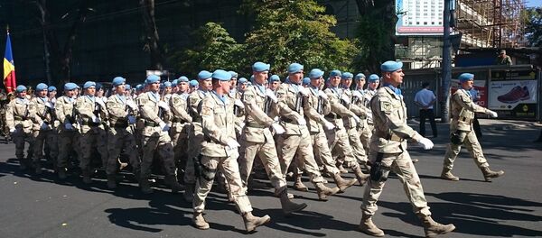 Военный парад в Кишиневе-трансляция - Sputnik Молдова