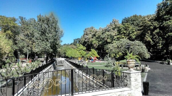 Парк Иванос в Оргееве Парк Иванос в Оргееве - Sputnik Молдова