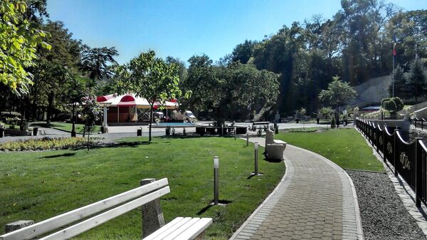 Парк Иванос в Оргееве Парк Иванос в Оргееве - Sputnik Молдова