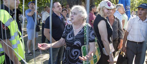 Протестующие в Кишиневе, 27 августа - Sputnik Молдова