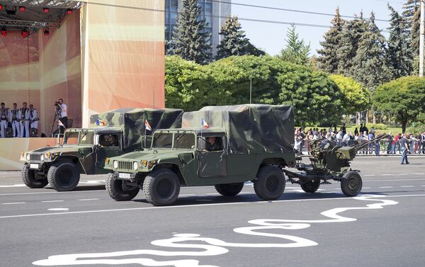 Военный парад в Кишиневе - Sputnik Молдова