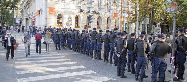 Полицейский кордон - Sputnik Moldova
