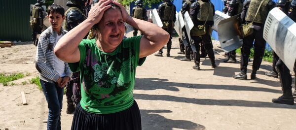 Снос незаконных построек в поселке Плеханово Снос незаконных построек в поселке Плеханово - Sputnik Moldova-România